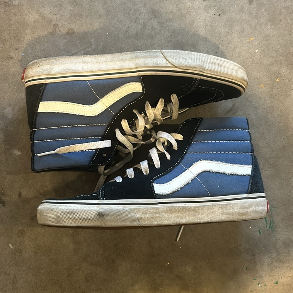 Vans - Picture 3 of 5